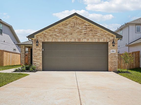 The Carlsbad floorplan in Montgomery Oaks of Conroe, TX.