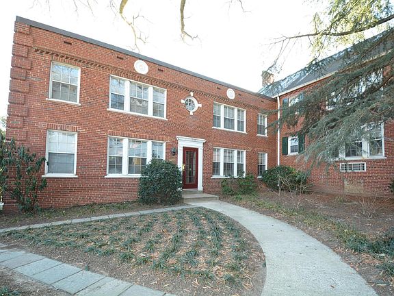 2nd image of 1804 Lee Hwy APT 90