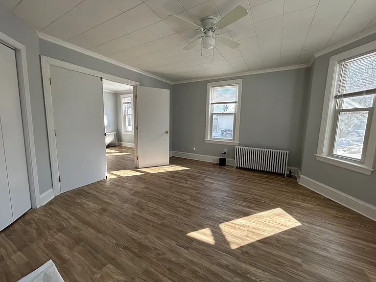 52 Monroe Ave #1 — Photo 8