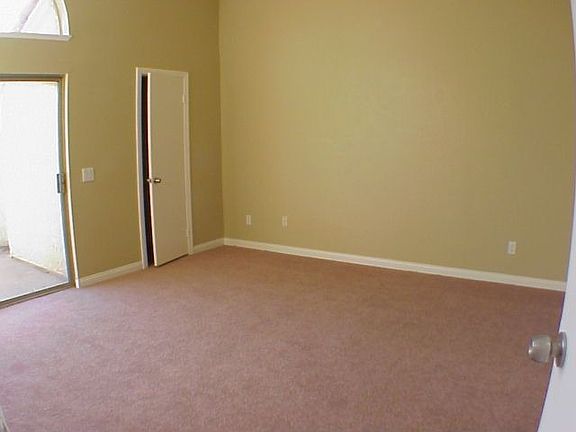 5th image of 2024 S Bon View Ave APT B