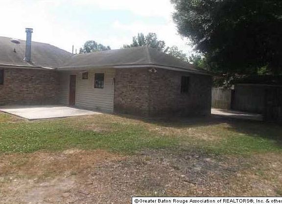 2nd image of 6214 Deanna St