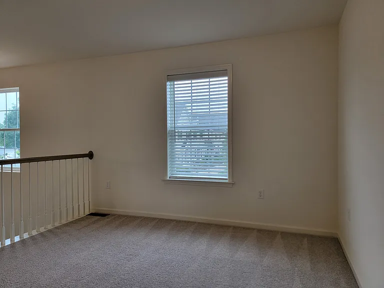 642 Brentwood Dr — Photo 18