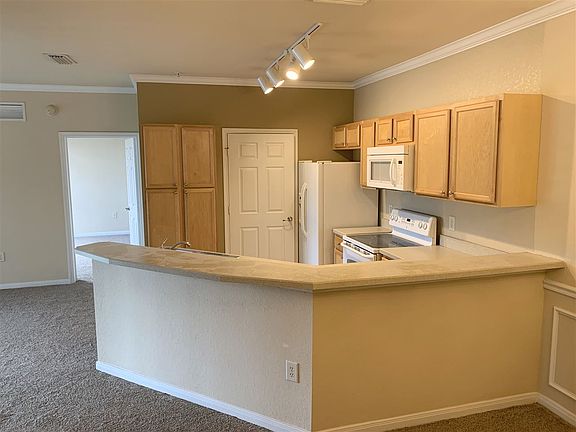 3rd image of 120 Old Town Pkwy Unit 1204