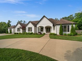 1040 Sawtooth Ct, Centerton, AR 72719