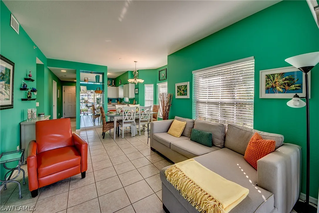 4108 SE 18th Ave — Photo 4