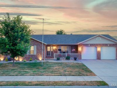 30 Arrowleaf St, Highland, IL, 62249