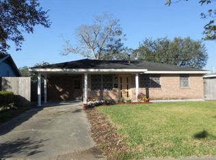 2120 James Dr, Marrero, LA 70072