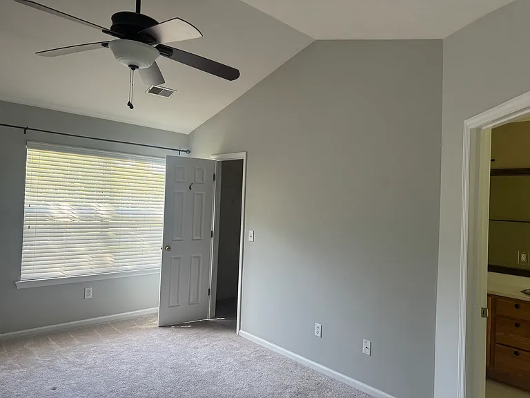 Master Bedroom Empty