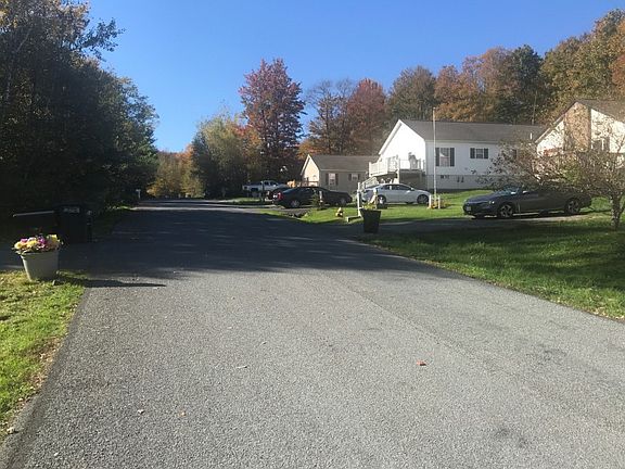 5th image of 102 Timber Hill Ln
