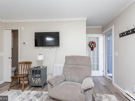 4th image of 173 Passage Ln