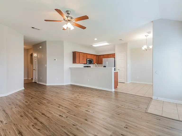713 Cedar Cove Dr — Photo 5