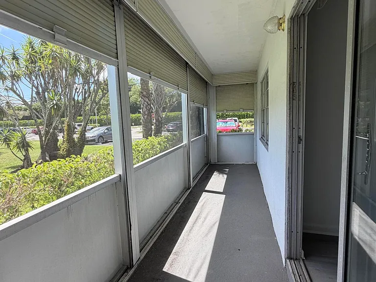 266 Brighton Dr E #G — Photo 21