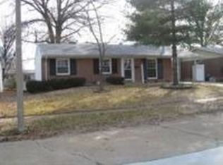 1430 Pepperhill Dr, Florissant, MO 63033