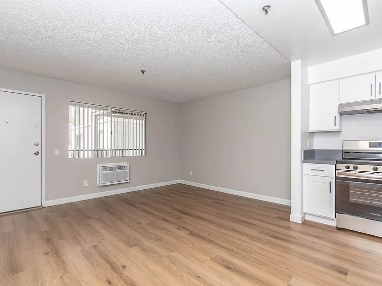 Bella Vista Senior Apartments — Photo 41