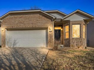 3005 Roundway Down Ln, Lexington, KY 40509