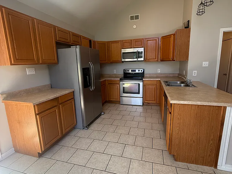 927 Sweetgum Dr — Photo 14