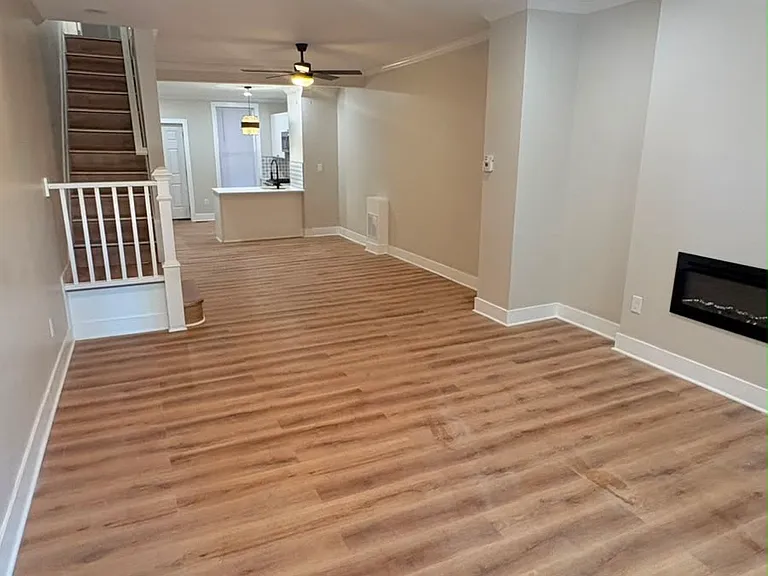 2625 Huntingdon Ave #1 — Photo 2