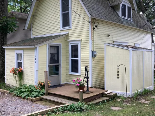 140 Portage Lake Rd, Munith, MI 49259