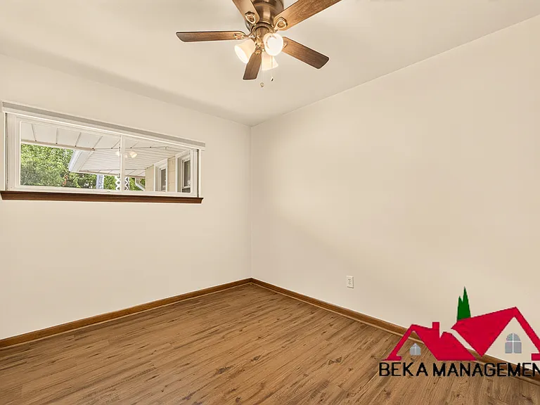 12523 Pennsylvania Rd #6 — Photo 5