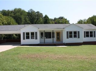 2057 Dale Ave, Lincolnton, NC 28092