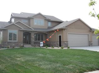 6609 S Whitechurch Cir, Sioux Falls, SD 57108