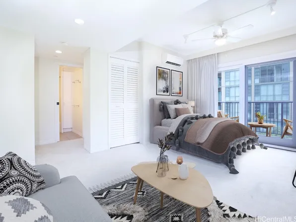 21 Craigside Pl, Honolulu, HI 96817