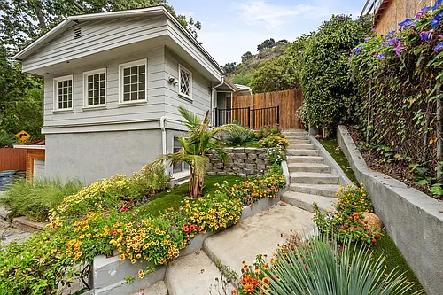 1628 N Beverly Glen Blvd Photo 1