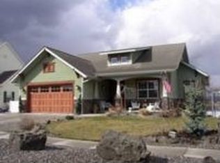 2214 E 6th St, Moscow, ID 83843