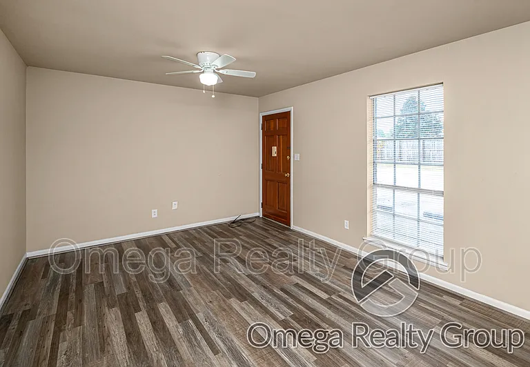139 Foust Ct #135 — Photo 5