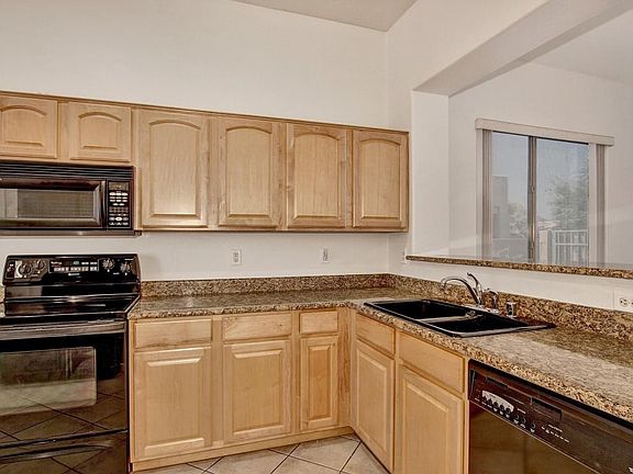4th image of 1400 W Marlin Dr