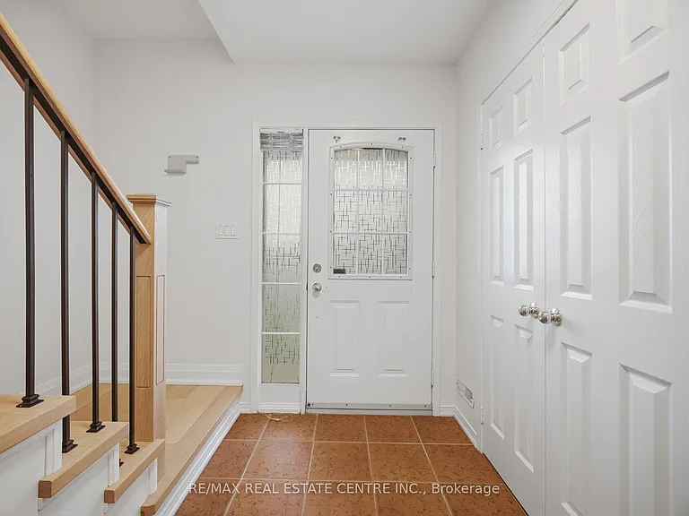 2360 Parkhaven Blvd #10 — Photo 5