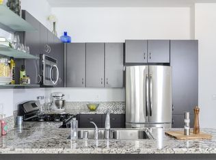 1600 VINE, Los Angeles, CA 90028