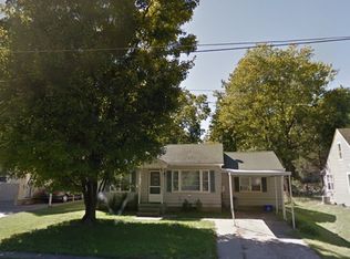 806 N Almond St, Carbondale, IL 62901