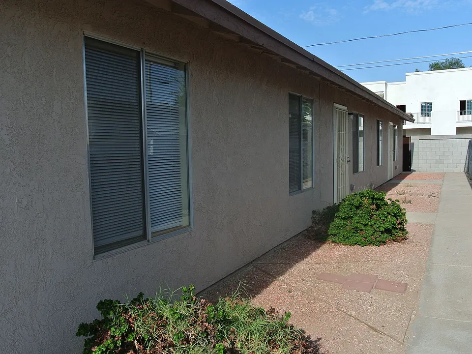2183 S Walnut Ave #1-2-3