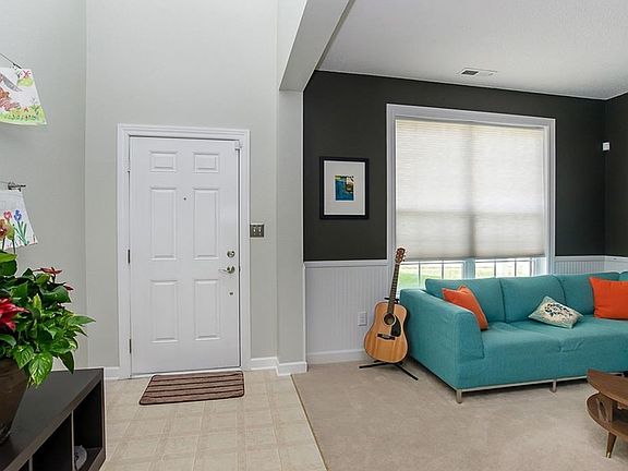 4th image of 5725 James Blair Dr