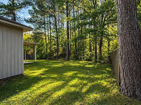 3rd image of 27326 Elise Ct