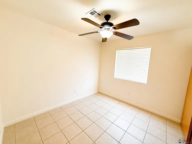 3016 W 24th Pl — Photo 13