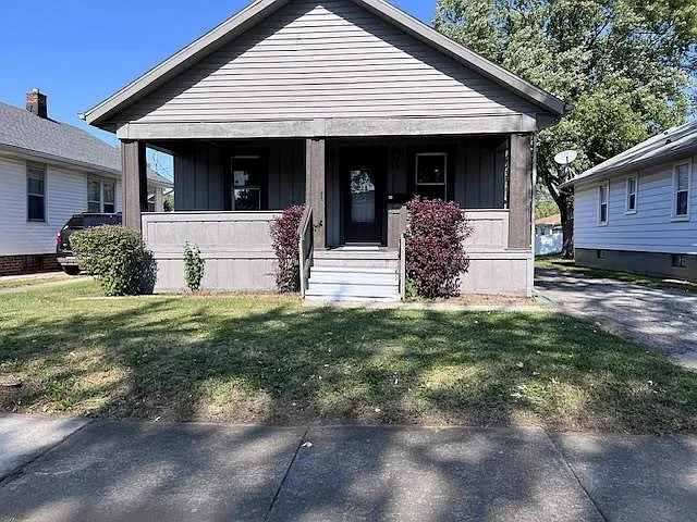 2012 Emma Ave photo 1
