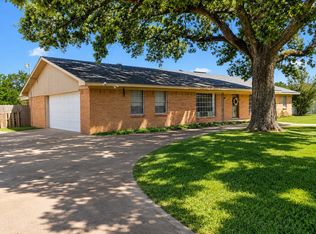 1081 Wright St, Terrell, TX 75160