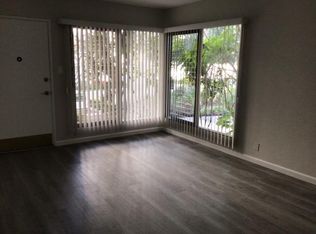 2221 E 1st St, Long Beach, CA 90803