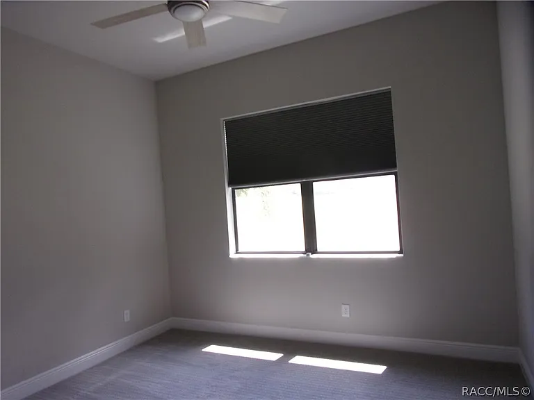 248 E Cumberland Ct — Photo 29