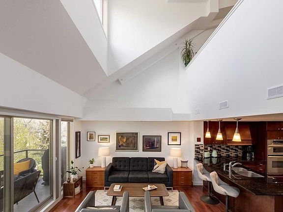 2nd image of 305-118 34th St NW #305