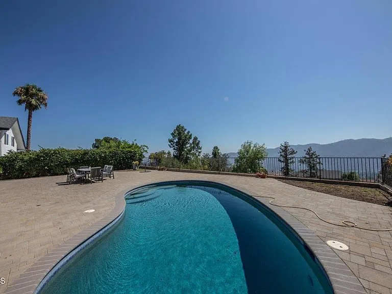 2906 Hawkridge Dr — Photo 23