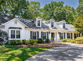 3205 Round Hill Rd, Greensboro, NC 27408