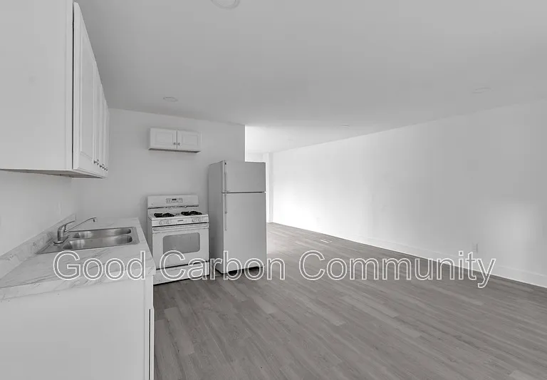 235 Oliver St #1 — Photo 9