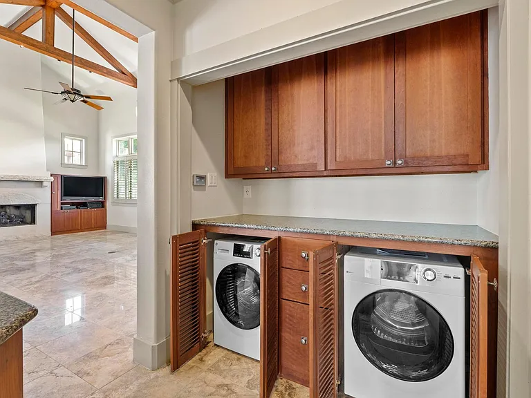 3810 Ridgelea Dr #A — Photo 26