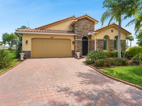 9617 SW Gum Tree Court, Port St Lucie, FL 34987