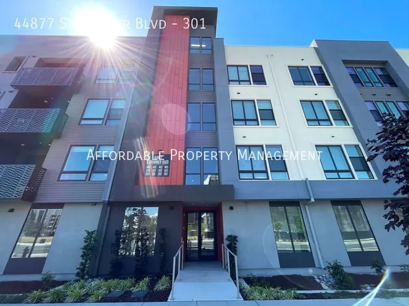 44877 S Grimmer Blvd #301, Fremont, CA 94538
