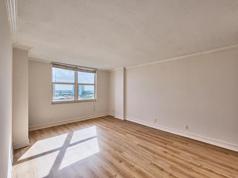 305 N Pompano Beach Blvd #1204 — Photo 13