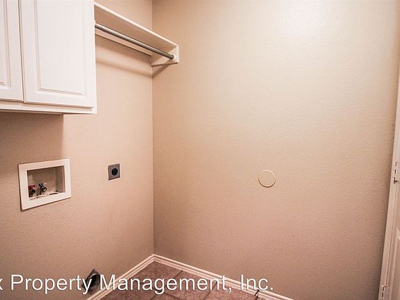 5th image of 603 N Elkhart Ave APT B